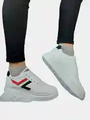 Женские кроссовки кеды