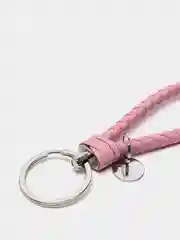 Розовый плетеный брелок для ключей