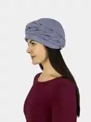 Шапка женская, весенняя