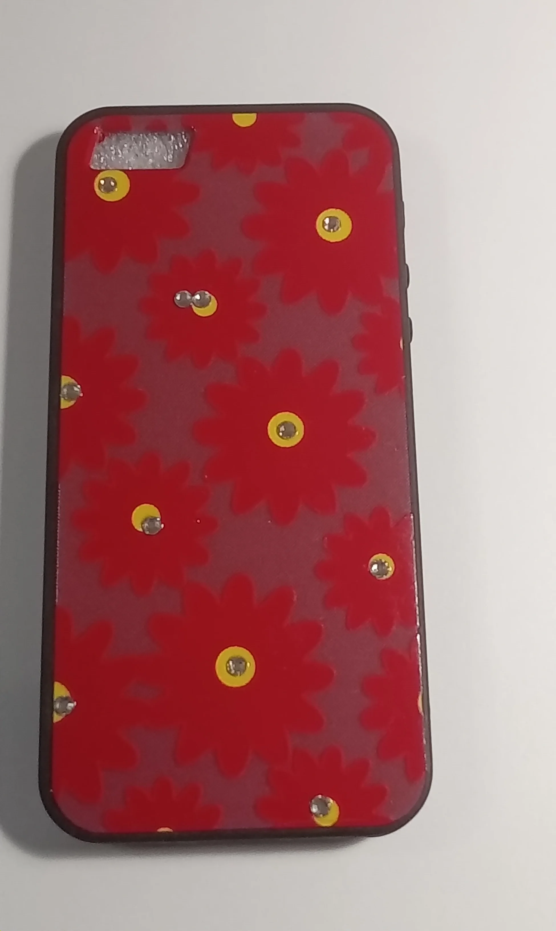 Красный чехол Iphone 5