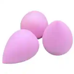 Розовый спонж для макияжа