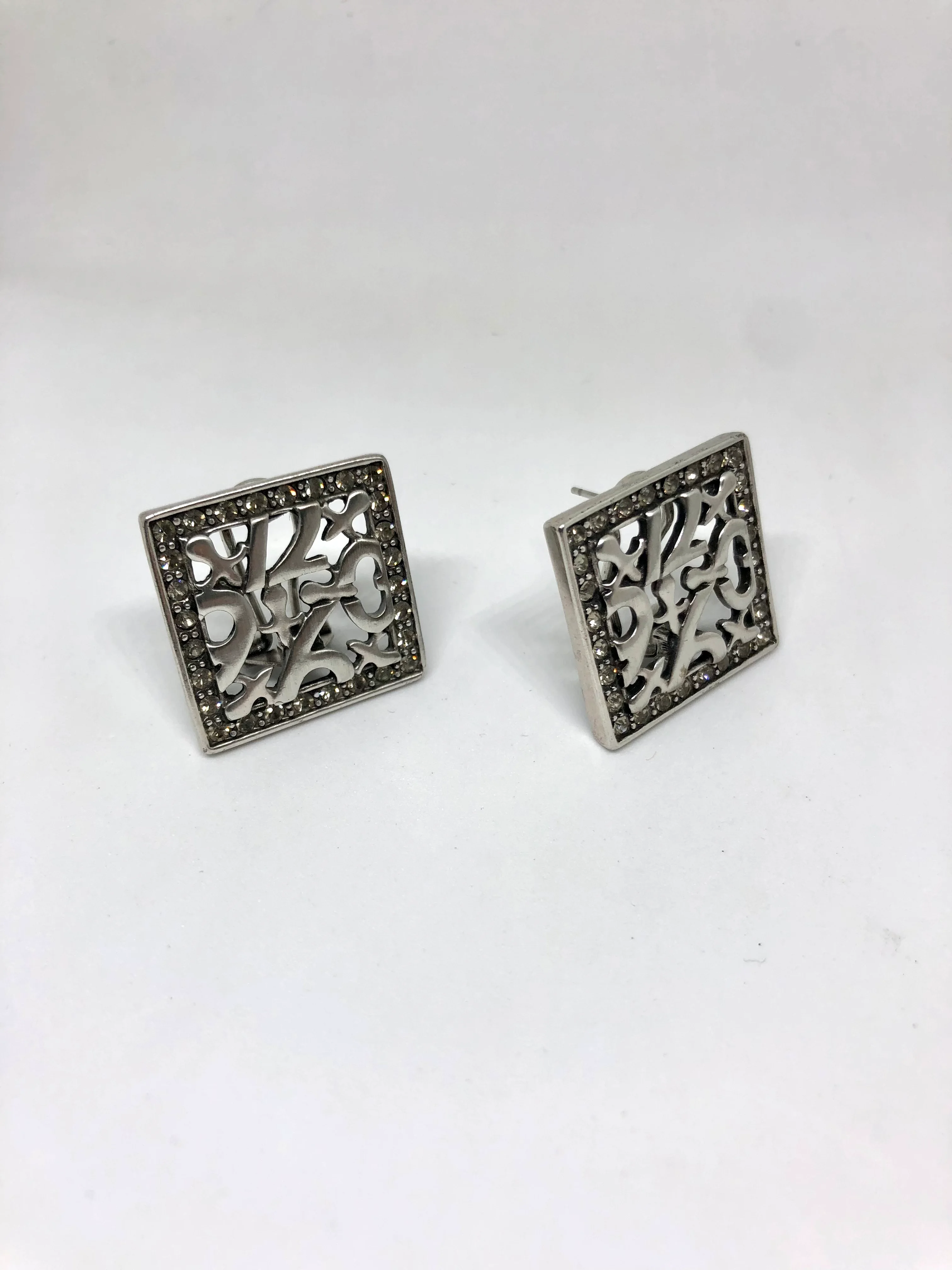 Серьги из серебра, в форме квадрата, с фианитами, 2*2 см