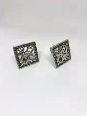 Серьги из серебра, в форме квадрата, с фианитами, 2*2 см