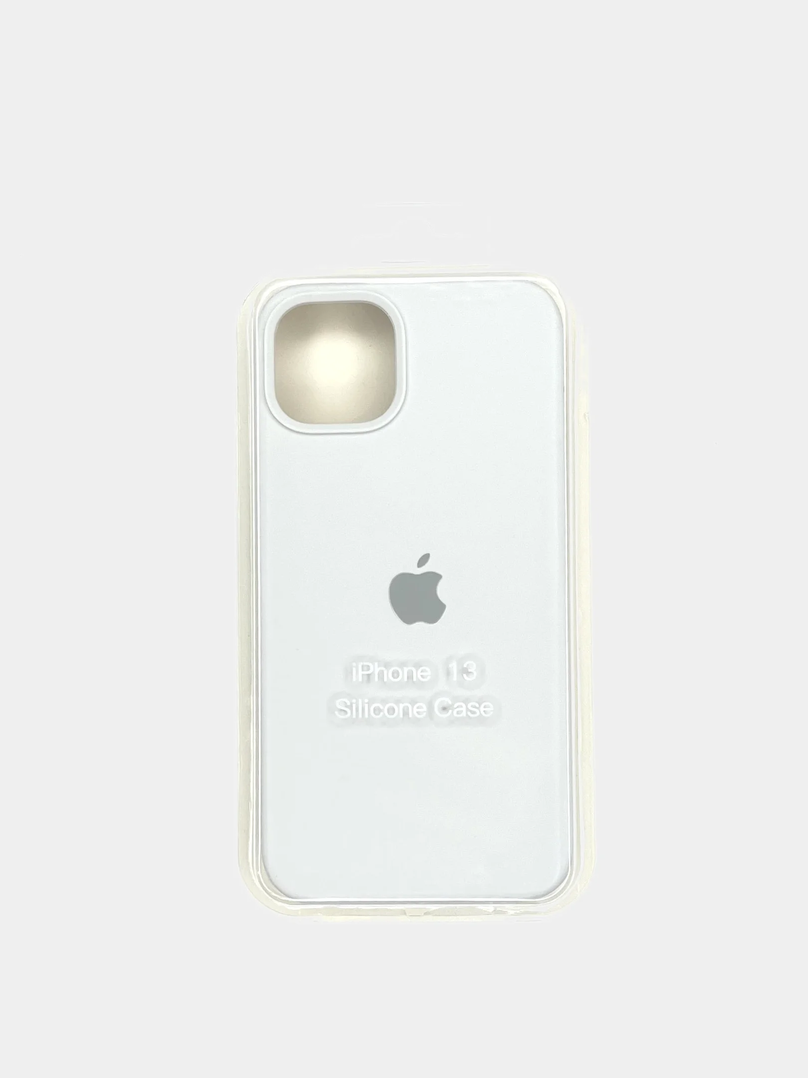 Белый чехол силиконовый для iPhone 13