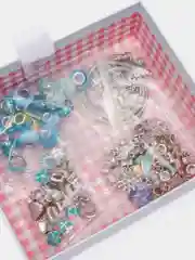 Голубой набор для создания украшений / Набор для создания браслетов / Шармы / Подарочный набор