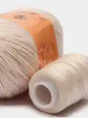 Светло-бежевый пряжа шерстяная