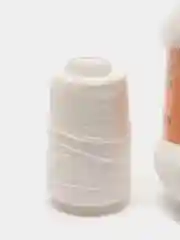Белый пряжа шерстяная