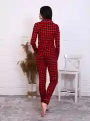 Женский домашний костюм в клетку: рубашка и брюки
