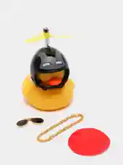 Угольный утка в шлеме