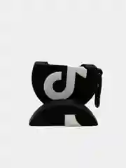 Черный чехол AirPods, силиконовый, с карабином