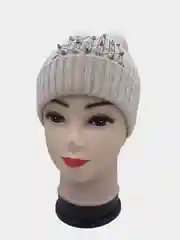 Шапка на весну-осень