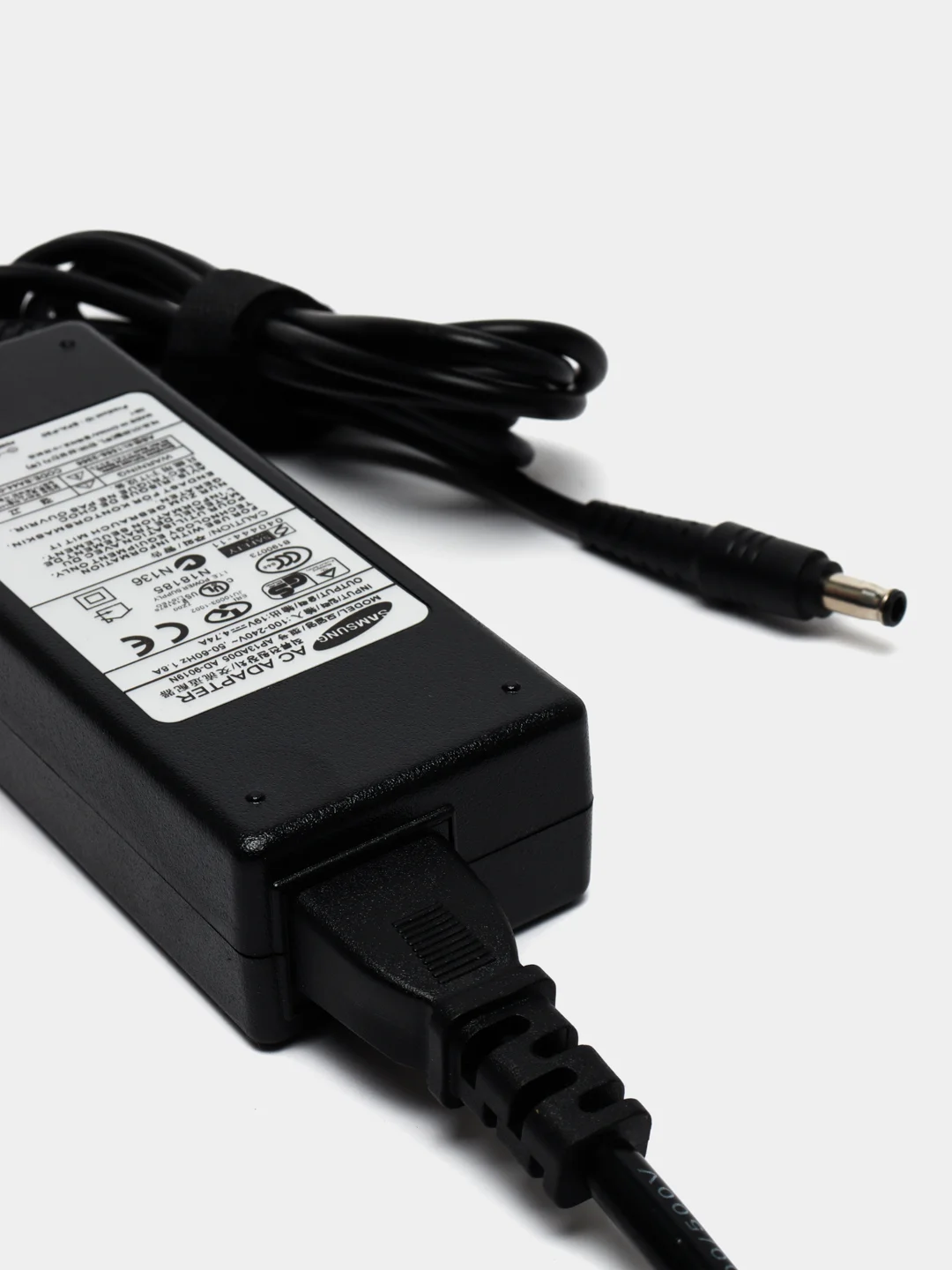 Для ноутбуков Samsung блок питания (зарядное устройство) 19V 4.74A 5.5x3.0pin (002152)
