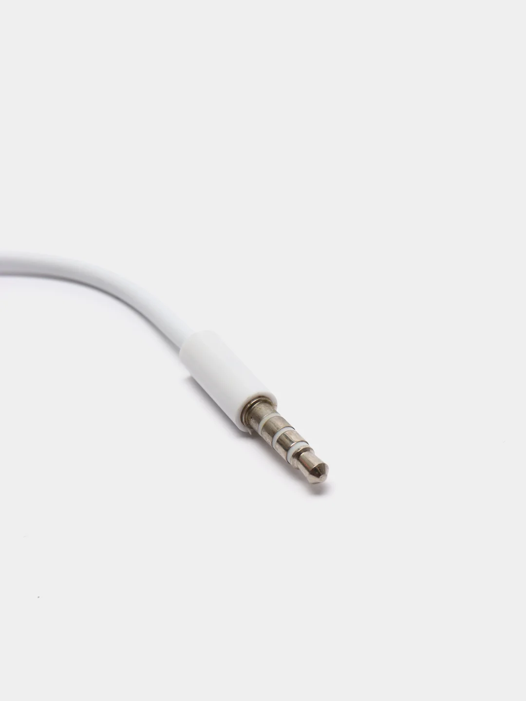 Белый кабель для автомагнитолы OTG - 3.5 Jack 0,14 м. USB (мама) 3.5 Jack (папа)