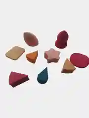 Белый спонж для макияжа