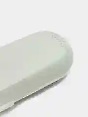 Белый футляр для электрической зубной щетки Oral-B
