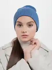 Шапка бини голубой цвет