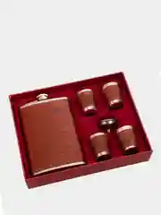Подарочный набор: фляжка с рюмками