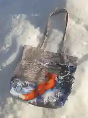 Бежевый хозяйственные сумки