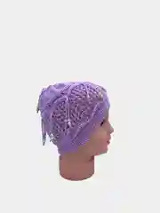 Вязанная детская шапачка