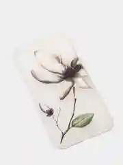 Чехол на iphone с нежным принтом
