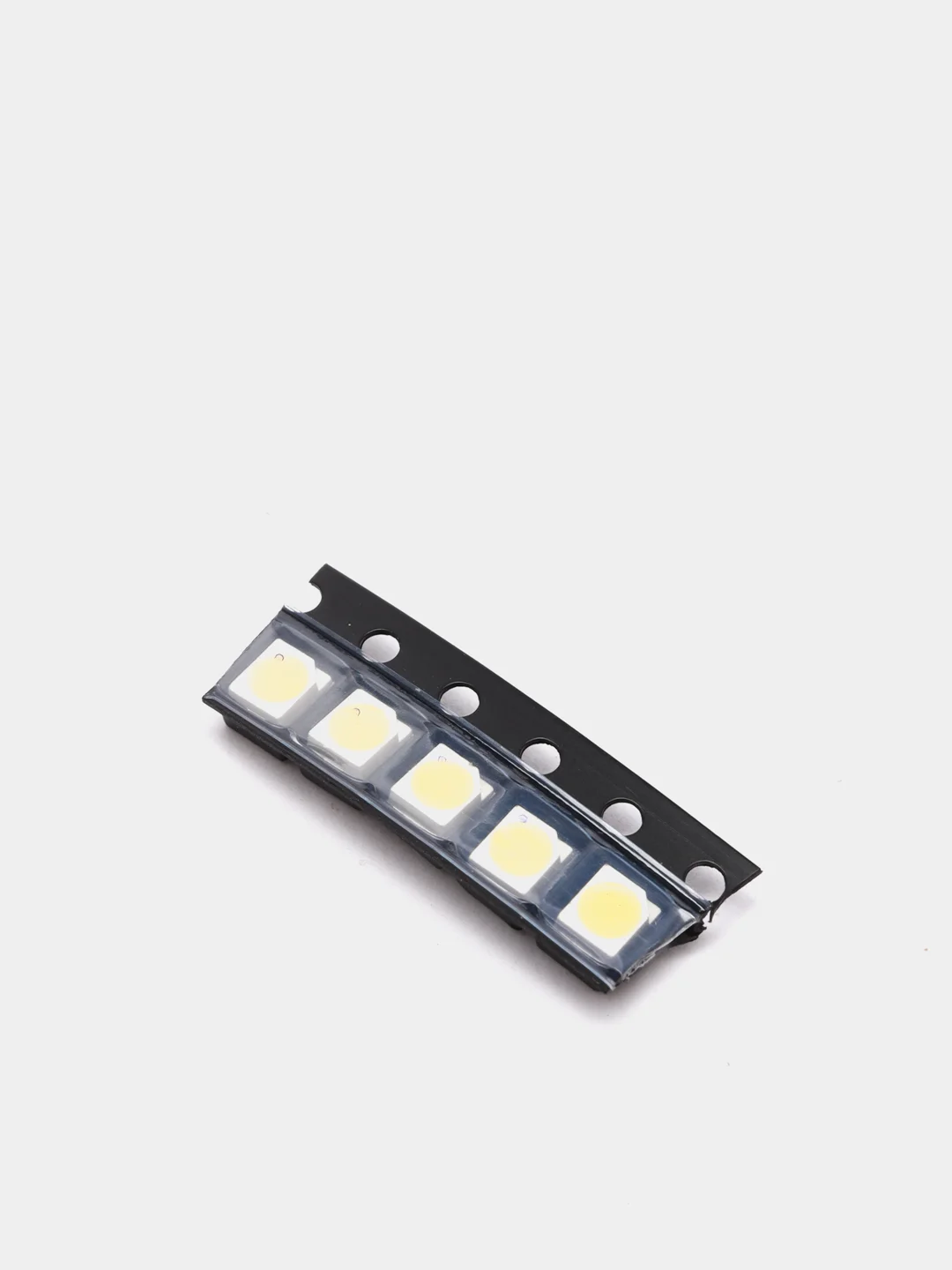 25 штук Светодиод SMD 3528 белый (6000-6500) 4-5L