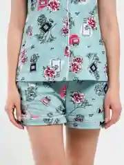 Оливковый костюм женский Dianida, с шортами