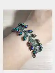 Зеленый браслет