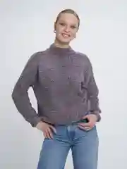 Серый свитер круп вязка