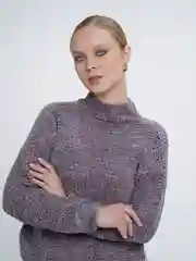 Серый свитер круп вязка