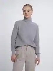 Серый свитер люрекс