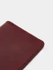 Бордовый обложка для паспорта, черная, кожа