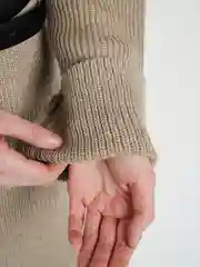 Бежевый платье Зимние каникулы