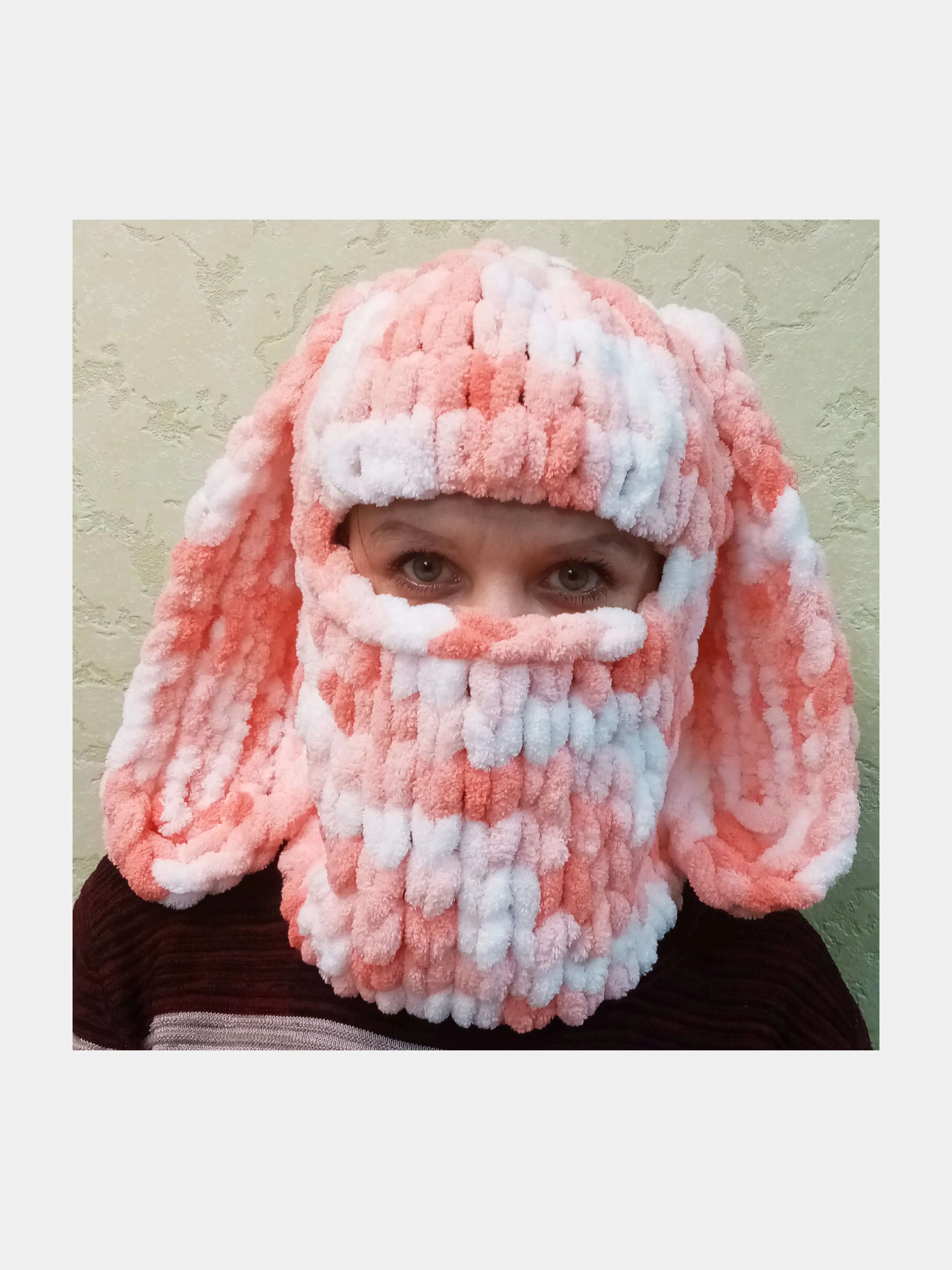 Пастельно-коралловый балаклава вязаная, плюшевая