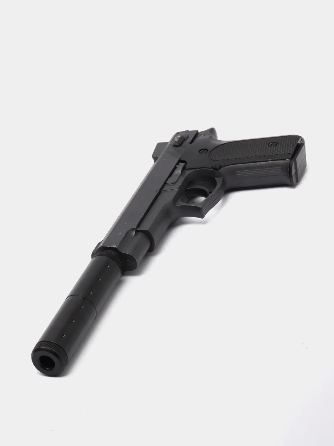 Игрушечный пистолет с глушителем K-33A