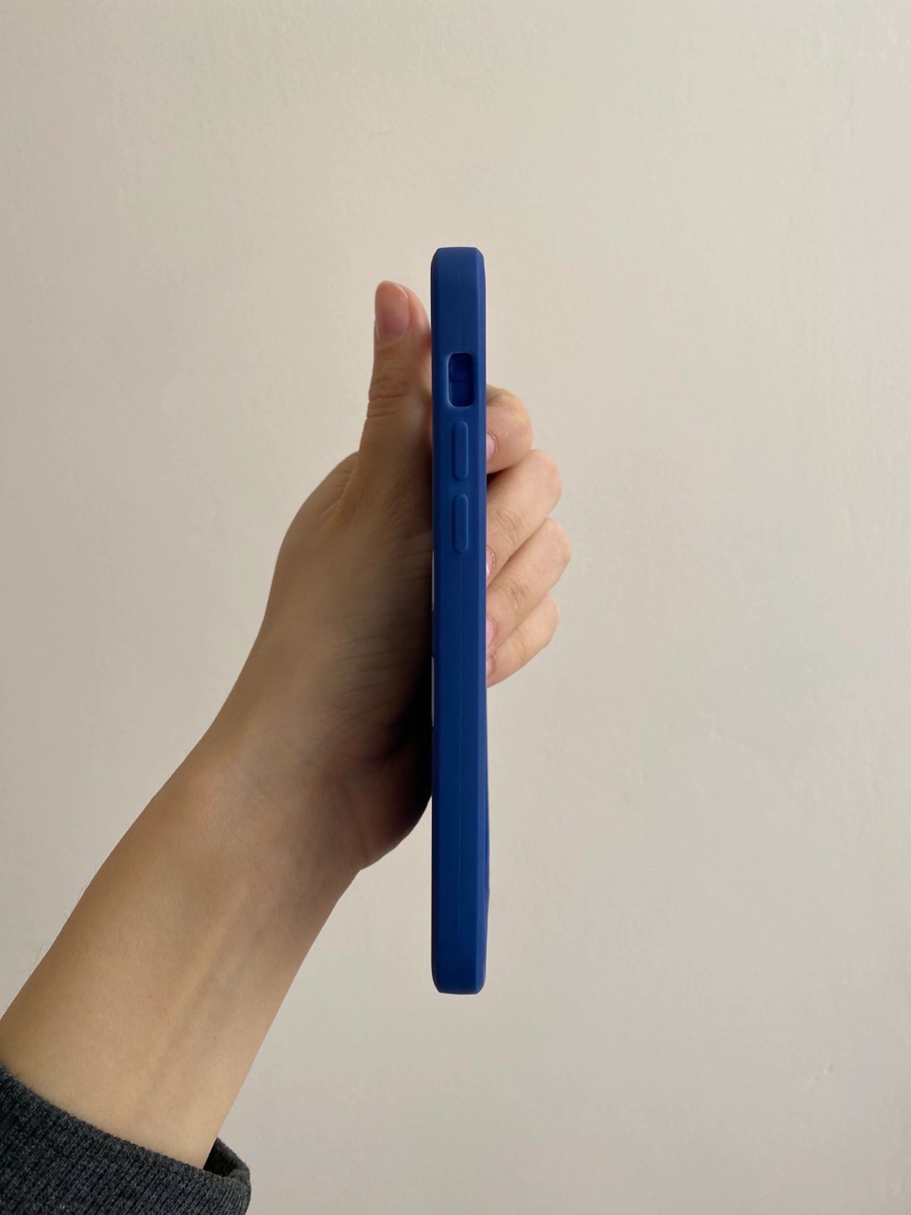 Белый чехол силиконовый на iPhone 11 12 Айфон 11 12