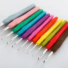 Крючок для вязания с силиконовой ручкой