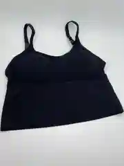 Черный топ спортивный удлиненный