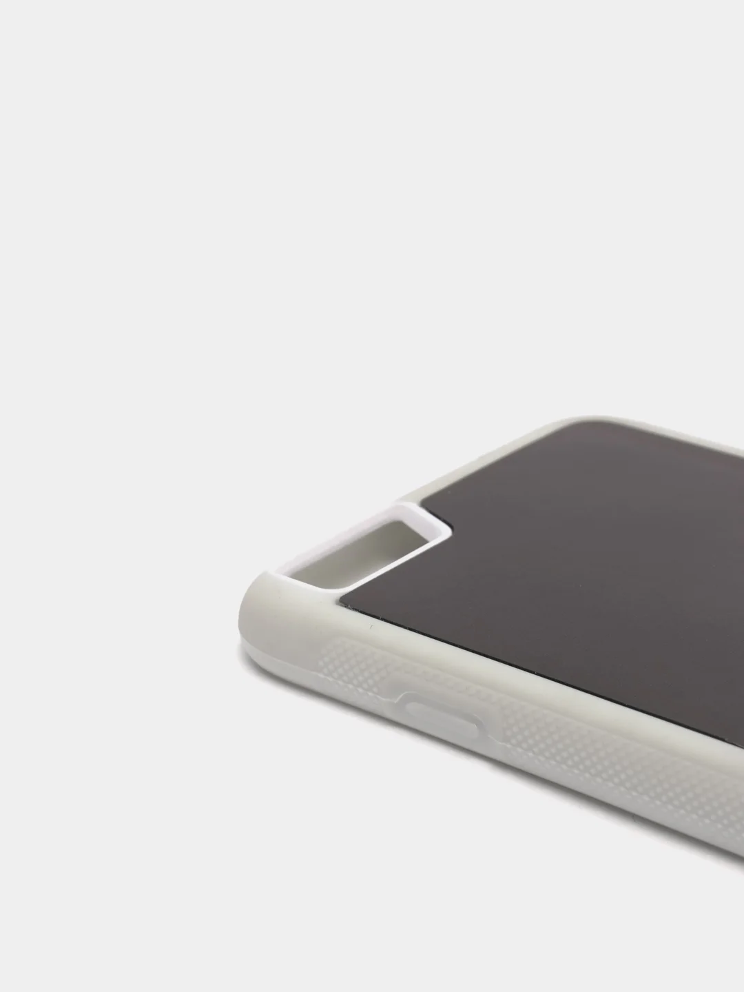 Белый антигравитационный чехол для iPhone