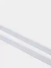Белый металлический держатель для бумажных полотенец