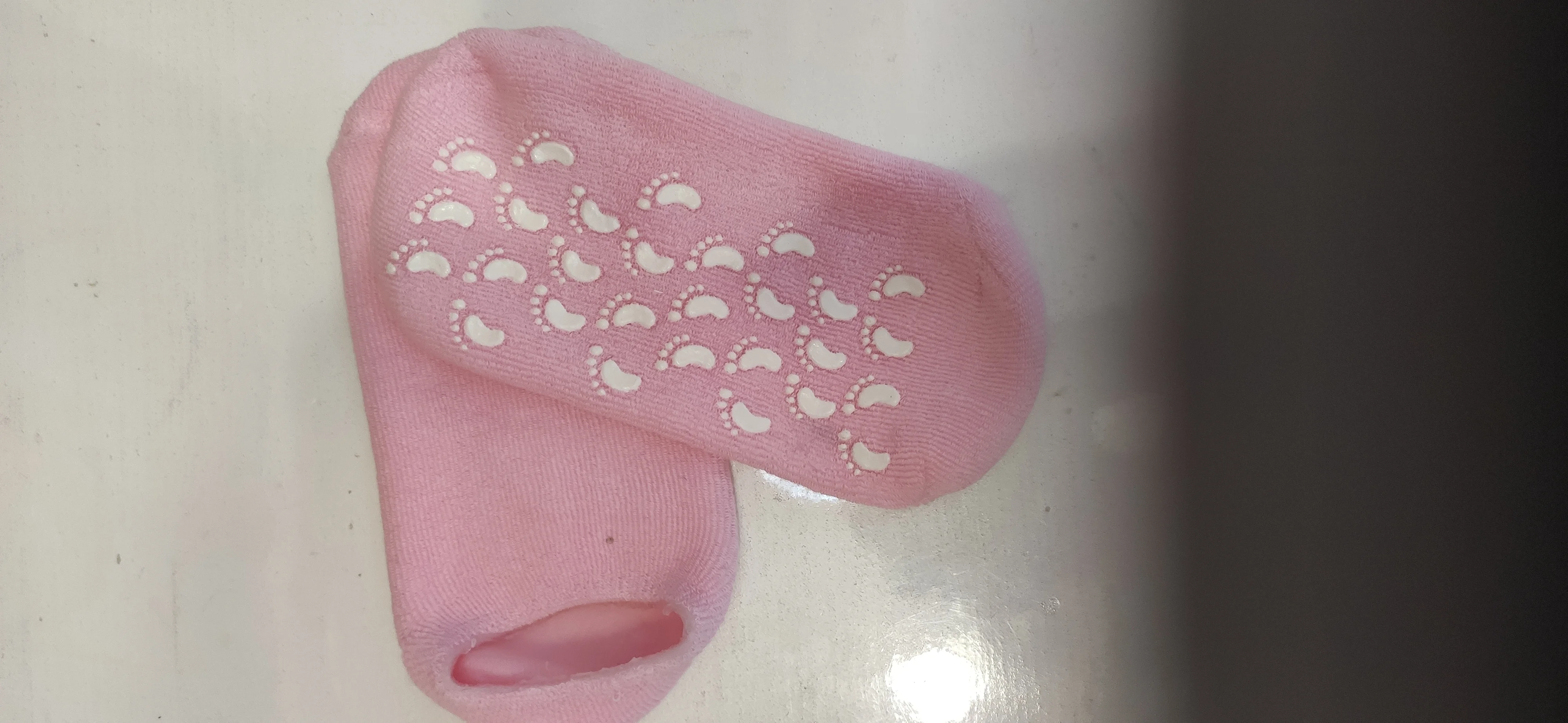 Увлажняющие гелевые носки spa gel socks