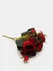Бордовый искусственные цветы: камелии, пионы, букет