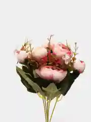 Конфетный искусственные цветы: камелии, пионы, букет