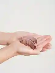Розовый краб для волос