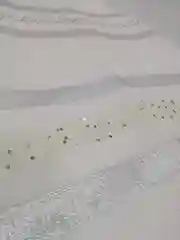Платье белое с пайетками нарядное