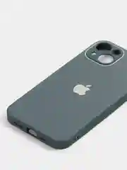 Зеленый чехол силиконовый со стеклянной панелью для iPhone 13