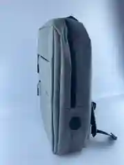 Красный рюкзак для ноутбука с usb выходом