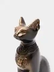 Тёмно-коричневый статуэтки