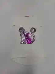 Футболка белая с принтом паетки Кошка