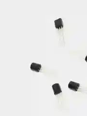 20 штук Транзистор 2N3904 (NPN 40V 0.2A) TO-92