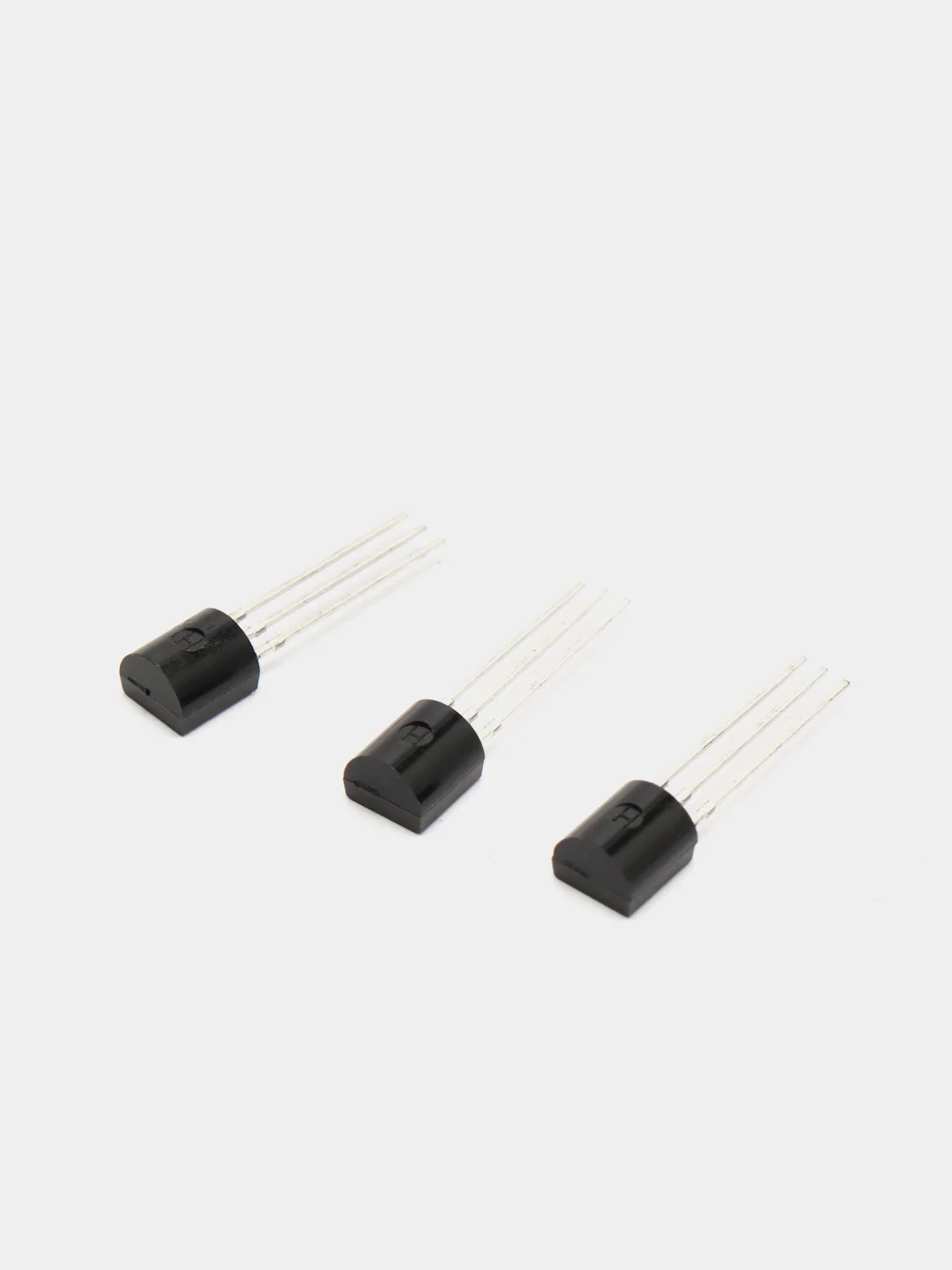 20 штук Транзистор 2N3904 (NPN 40V 0.2A) TO-92